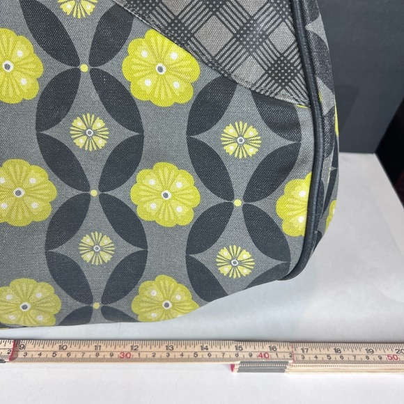 Petunia Pickle Bottom Wistful Weekender Diaper Bag Yellow Gray Floral Large Tote - Picture 8 of 15